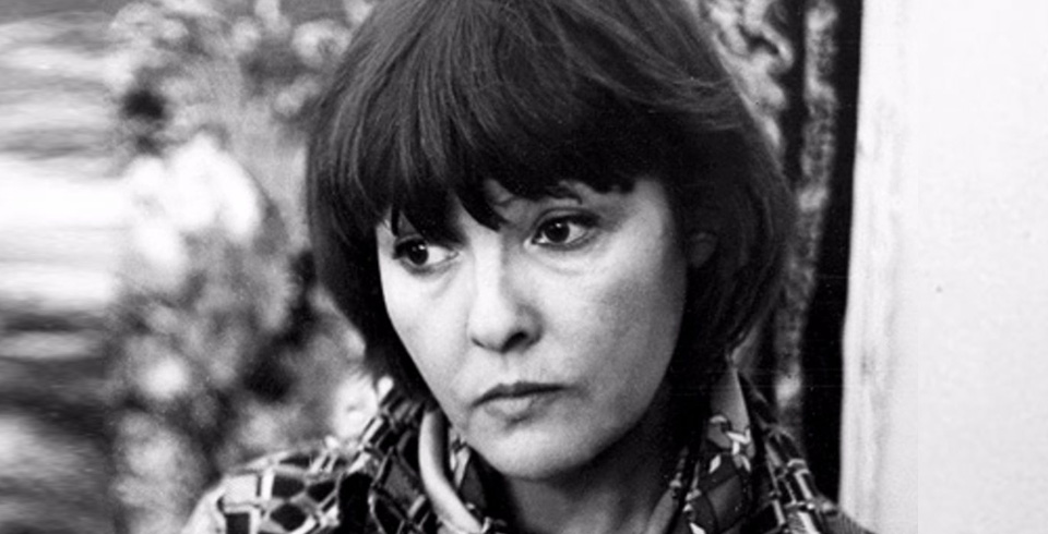 Белла Ахмадулина (1937-2010)